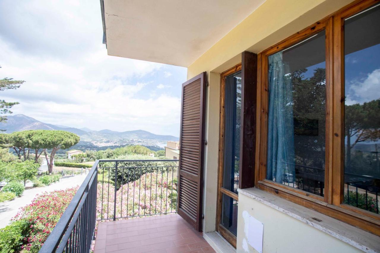 Monolocali Le Lecce Pool & Tennis Capoliveri  Exterior foto